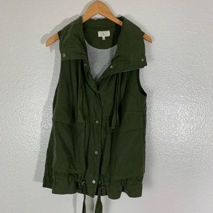 Lou & Grey Anorak Sleeveless Jacket Olive Size L